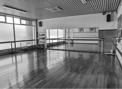 Studio 2